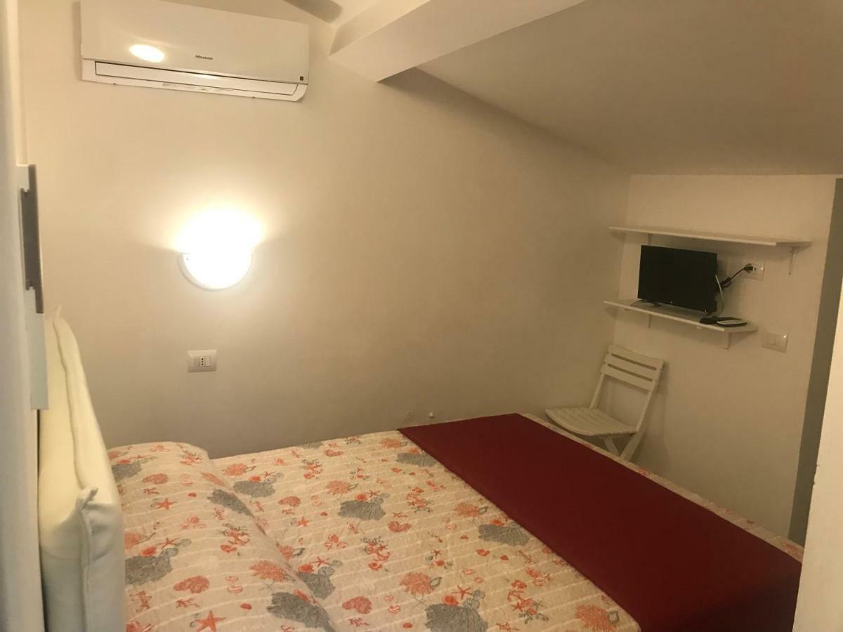 Guest House Montenegro La Spezia Zewnętrze zdjęcie